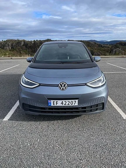 Volkswagen Id.3 2023 photo 2