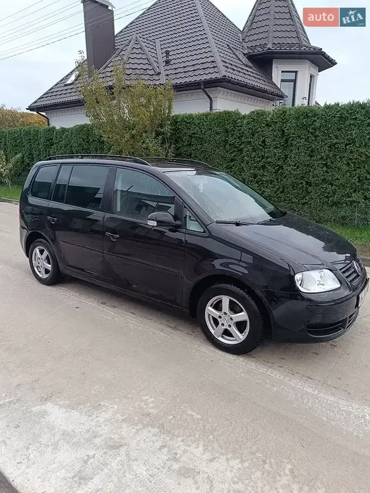 Volkswagen Touran