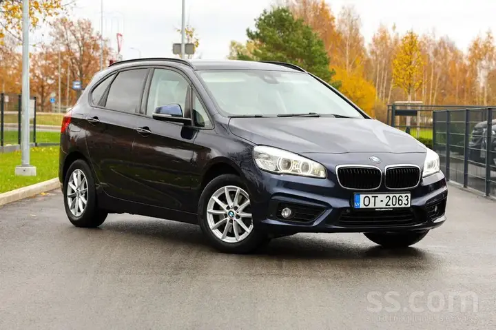BMW 218I 2015 photo 3