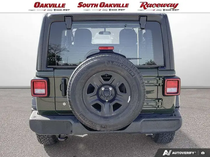 Jeep Wrangler 2022 photo 5