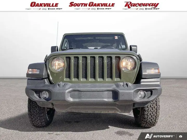 Jeep Wrangler 2022 photo 2