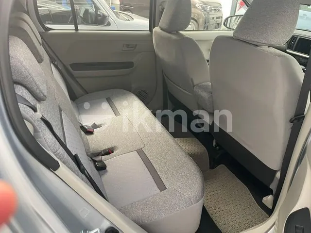 Toyota Passo 2023 photo 4