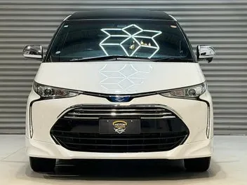 Toyota Estima 2017 photo 3
