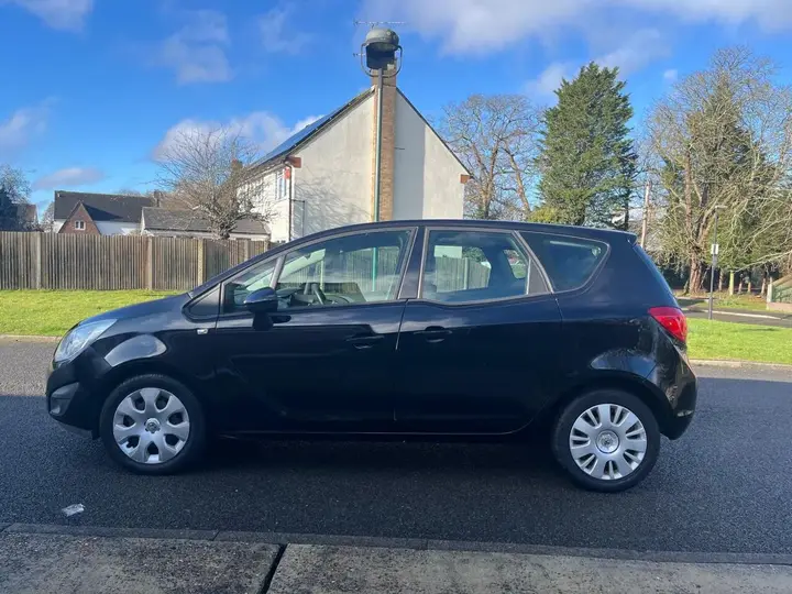 Vauxhall Meriva 2011 photo 4