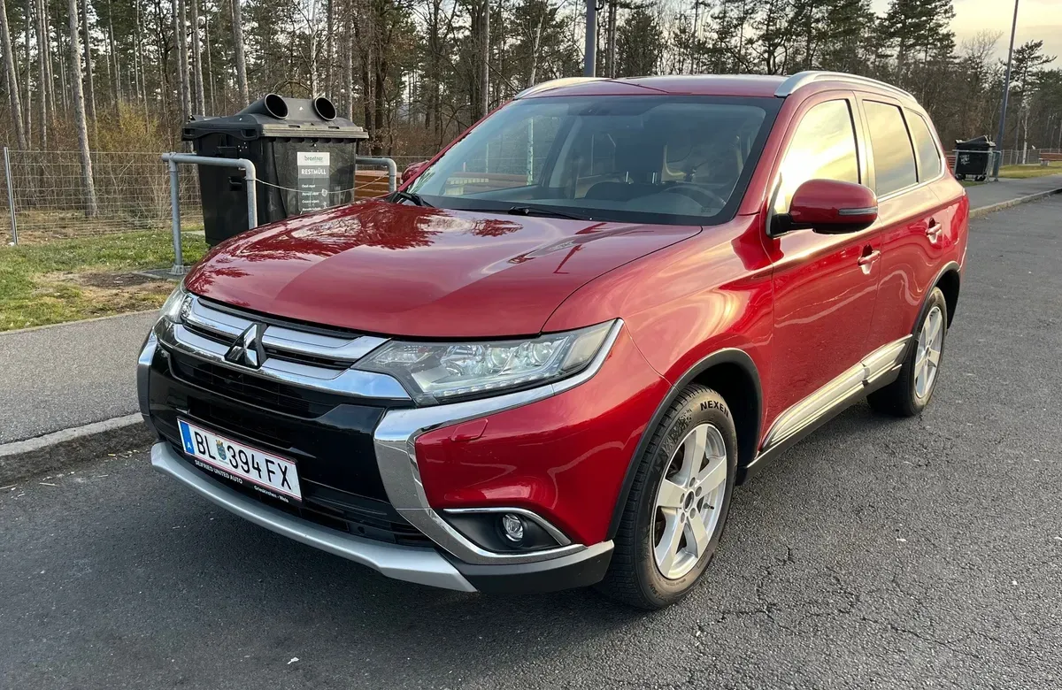 Mitsubishi Outlander 2018 photo 3