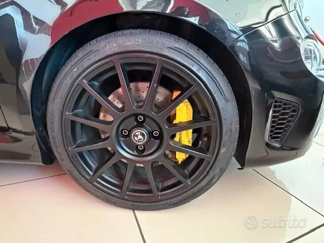 Abarth 695 Competizione 2023 photo 3
