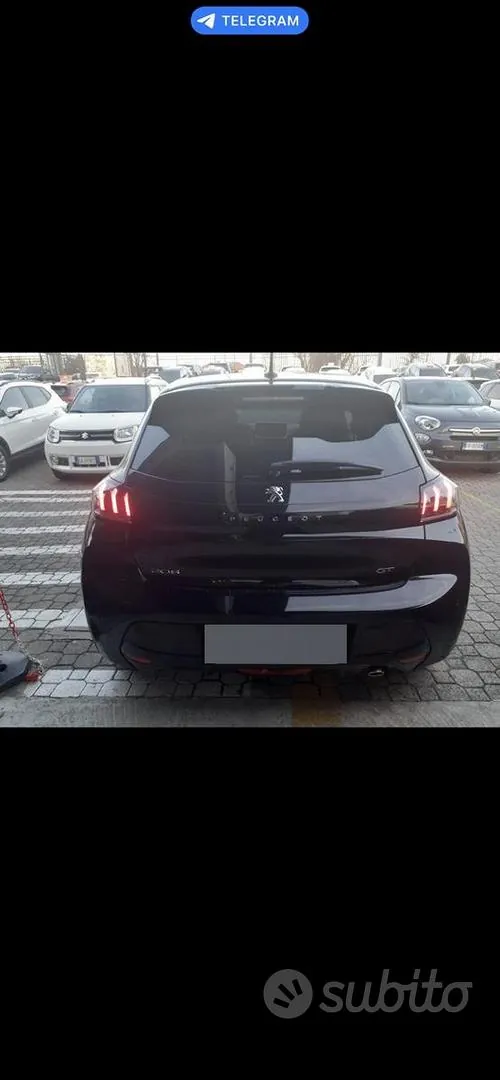 Peugeot 208 2021 photo 5