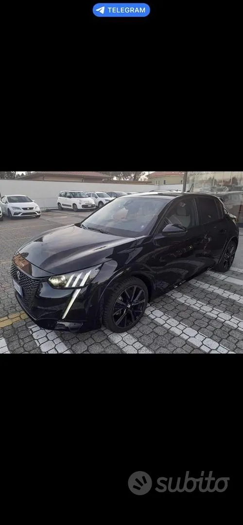 Peugeot 208 2021 photo 4