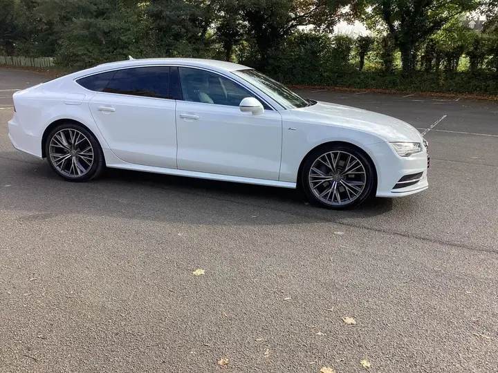 Audi A7 2014 photo 4