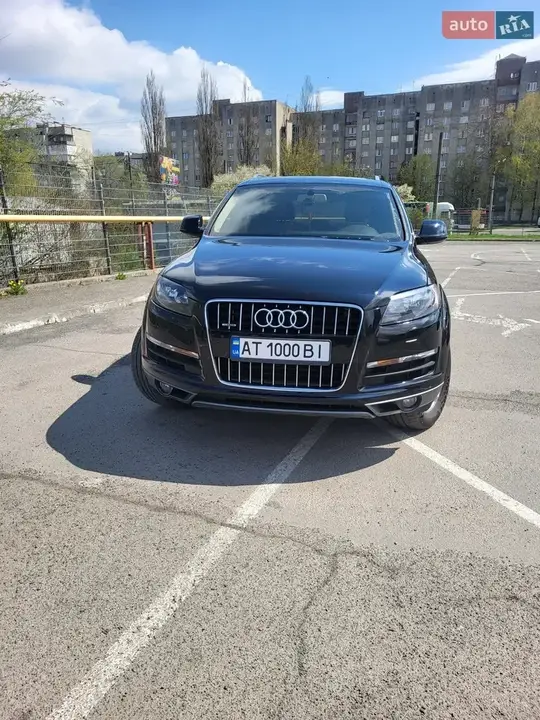 Audi Q7 2012 photo 3