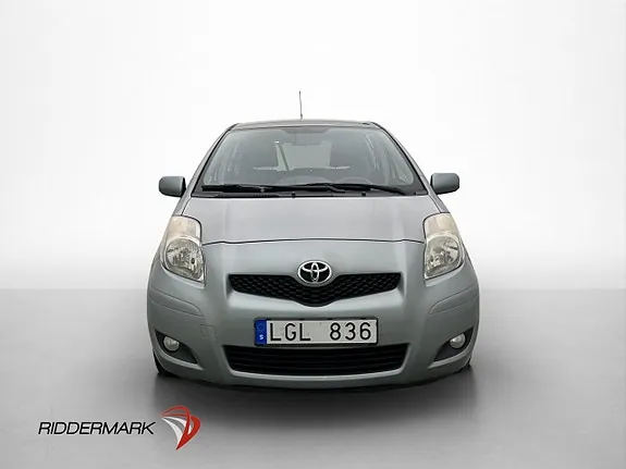 Toyota Yaris 2011 photo 2
