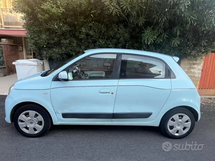 Renault Twingo 2017 photo 2