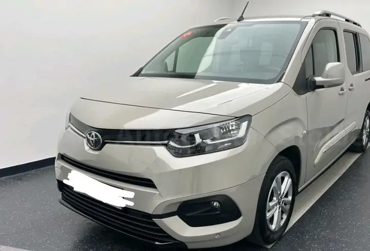 Toyota Proace City