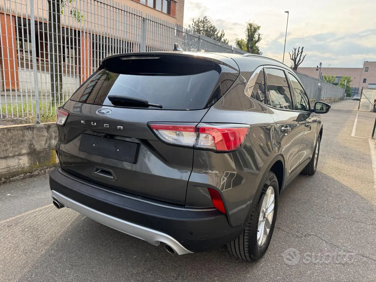 Ford Kuga 2024 photo 3