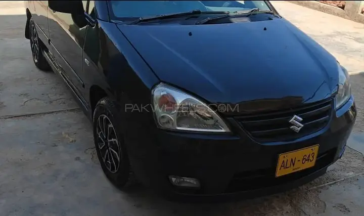 Suzuki Liana