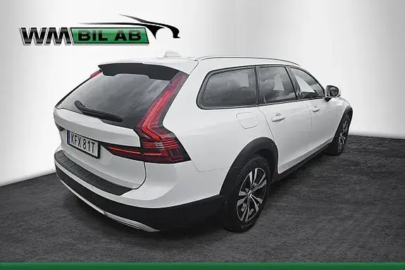 Volvo V90 Cross Country 2022 photo 3