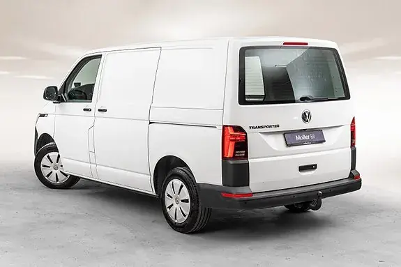Volkswagen Transporter 2023 photo 2