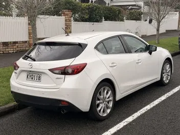 Mazda 3 2015 photo 5