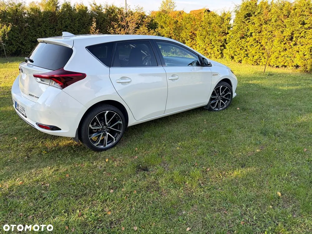 Toyota Auris 2016 photo 4