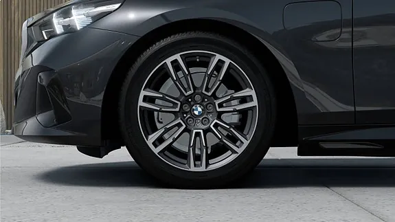 BMW 530E 2027 photo 5