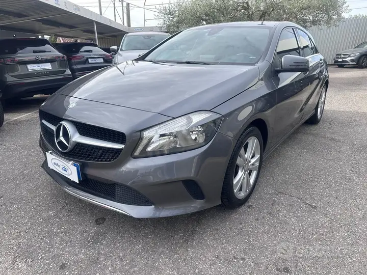 Mercedes-Benz A 180