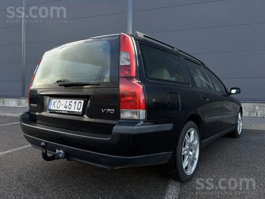 Volvo V70 2004 photo 4