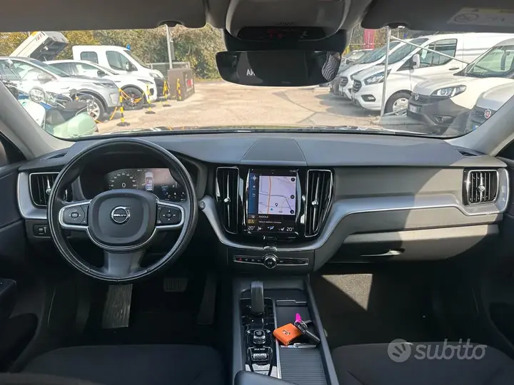 Volvo Xc60 2021 photo 4