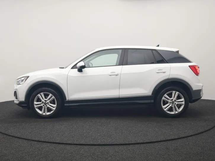 Audi Q2 2023 photo 2