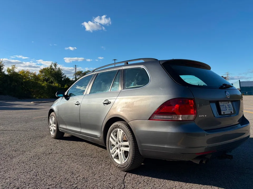 Volkswagen Golf 2011 photo 4