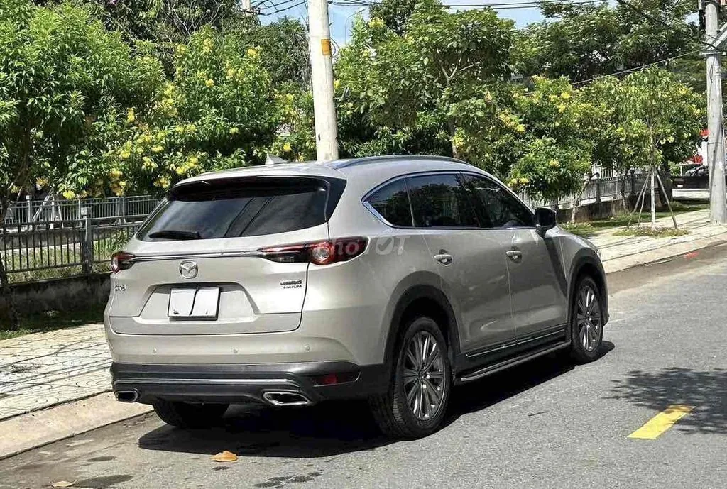 Mazda Cx-8 2023 photo 3