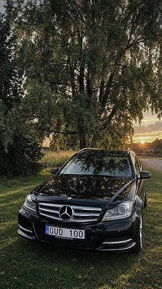Mercedes-Benz C220 2012 photo 3