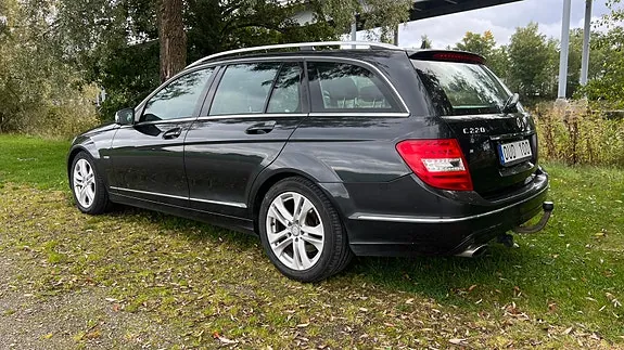 Mercedes-Benz C220 2012 photo 4