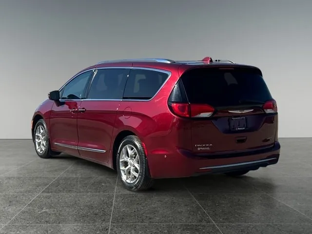 Chrysler Pacifica 2017 photo 4