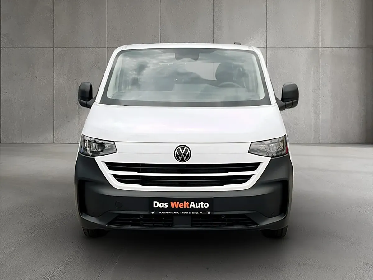 Volkswagen T7 Transporter 2025 photo 2
