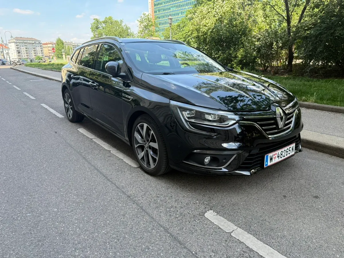 Renault Megane 2016 photo 2