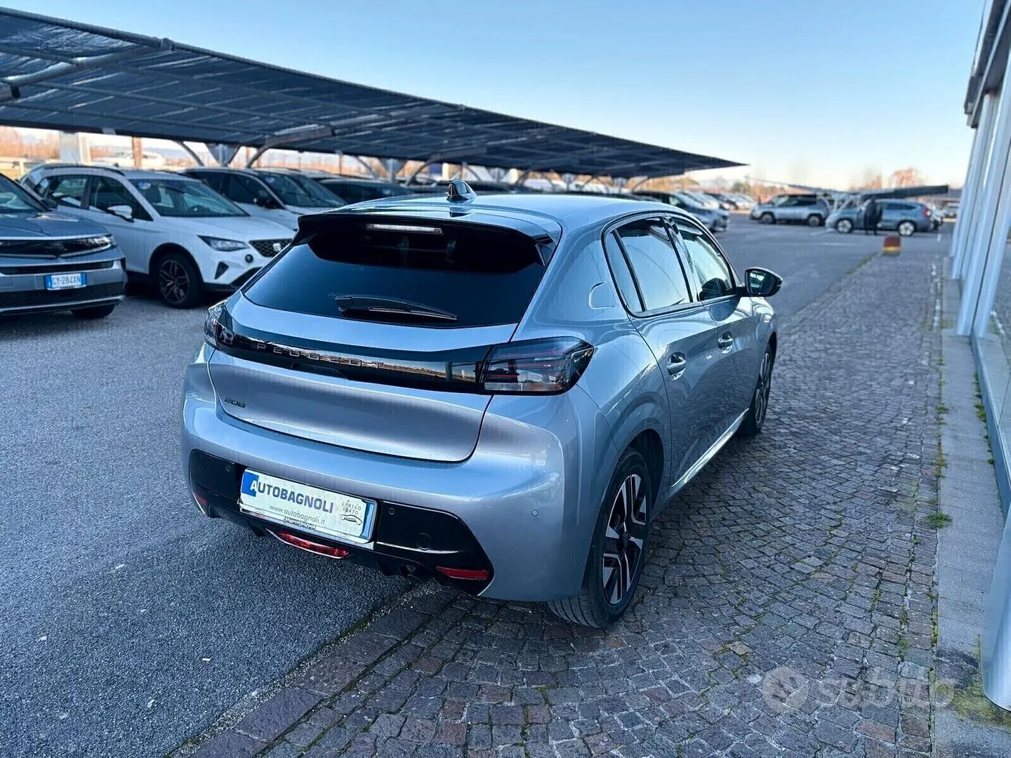 Peugeot 208 2025 photo 3
