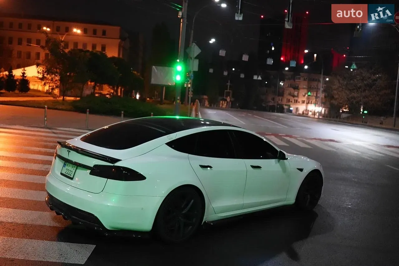 Tesla Model S 2021 photo 4