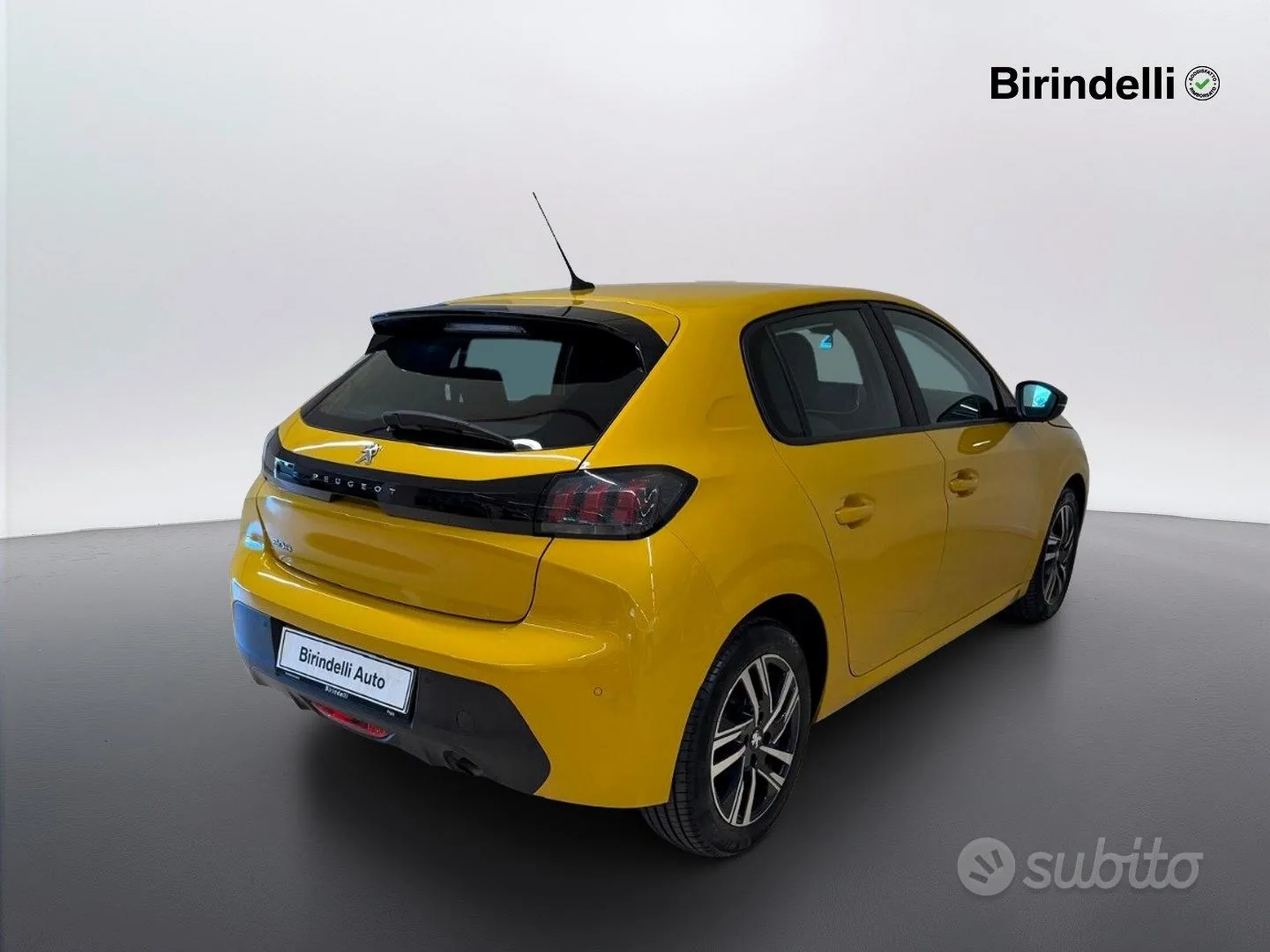 Peugeot 208 2023 photo 3