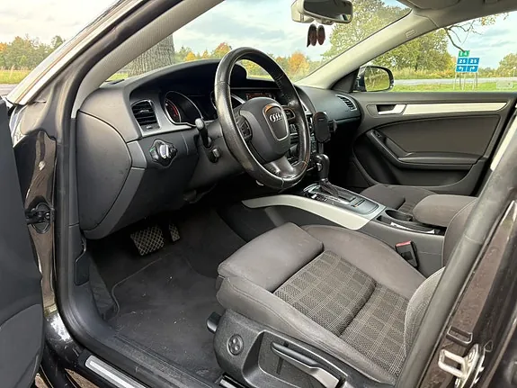 Audi A5 2011 photo 5
