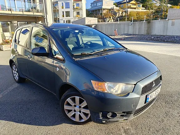 Mitsubishi Colt 2009 photo 3