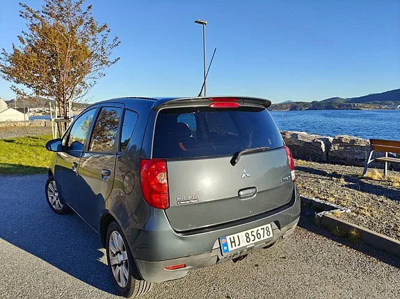 Mitsubishi Colt 2009 photo 4