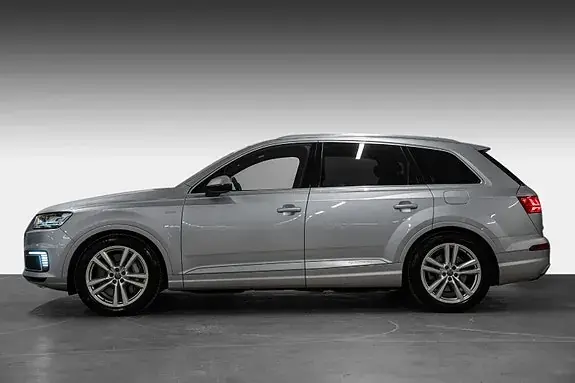 Audi Q7 2018 photo 3