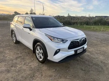 Toyota Highlander 2024 photo 2