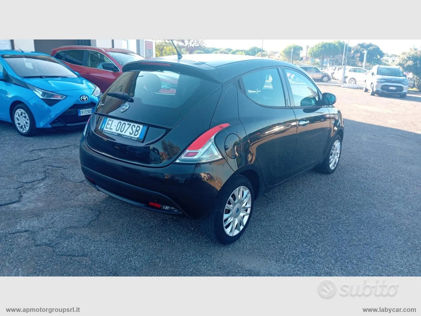 Lancia Ypsilon 2012 photo 4
