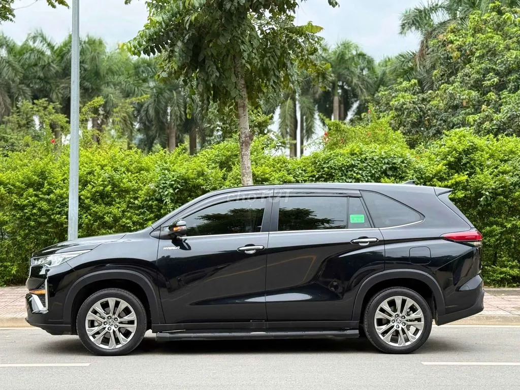 Toyota Innova Cross 2025 photo 3
