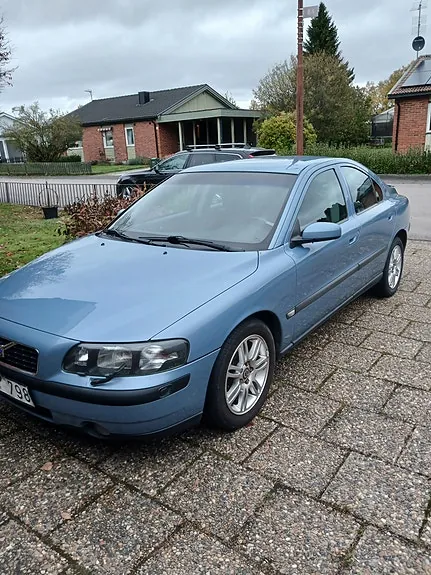 Volvo S60 2004 photo 2