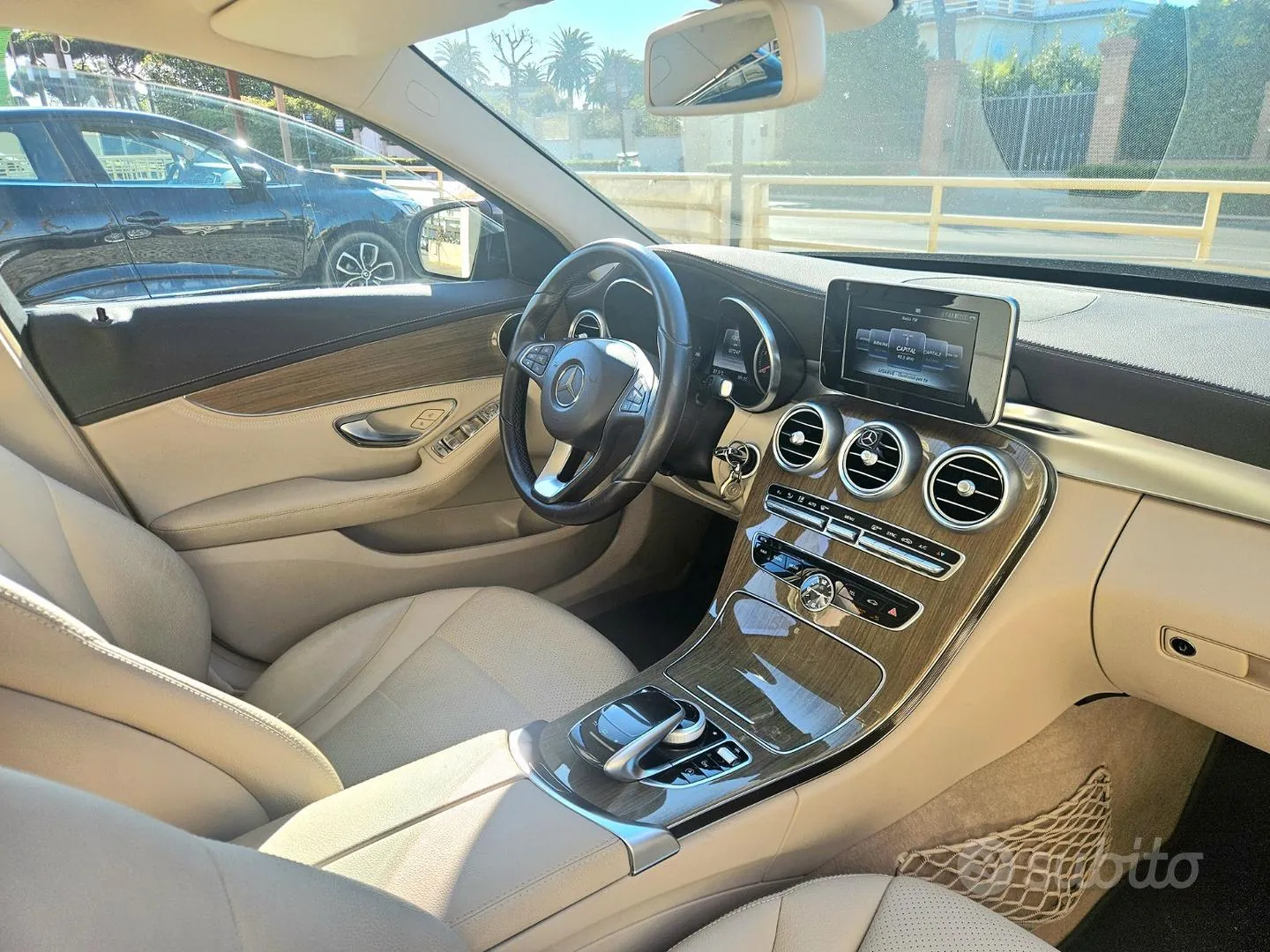 Mercedes-Benz C 220 2014 photo 3