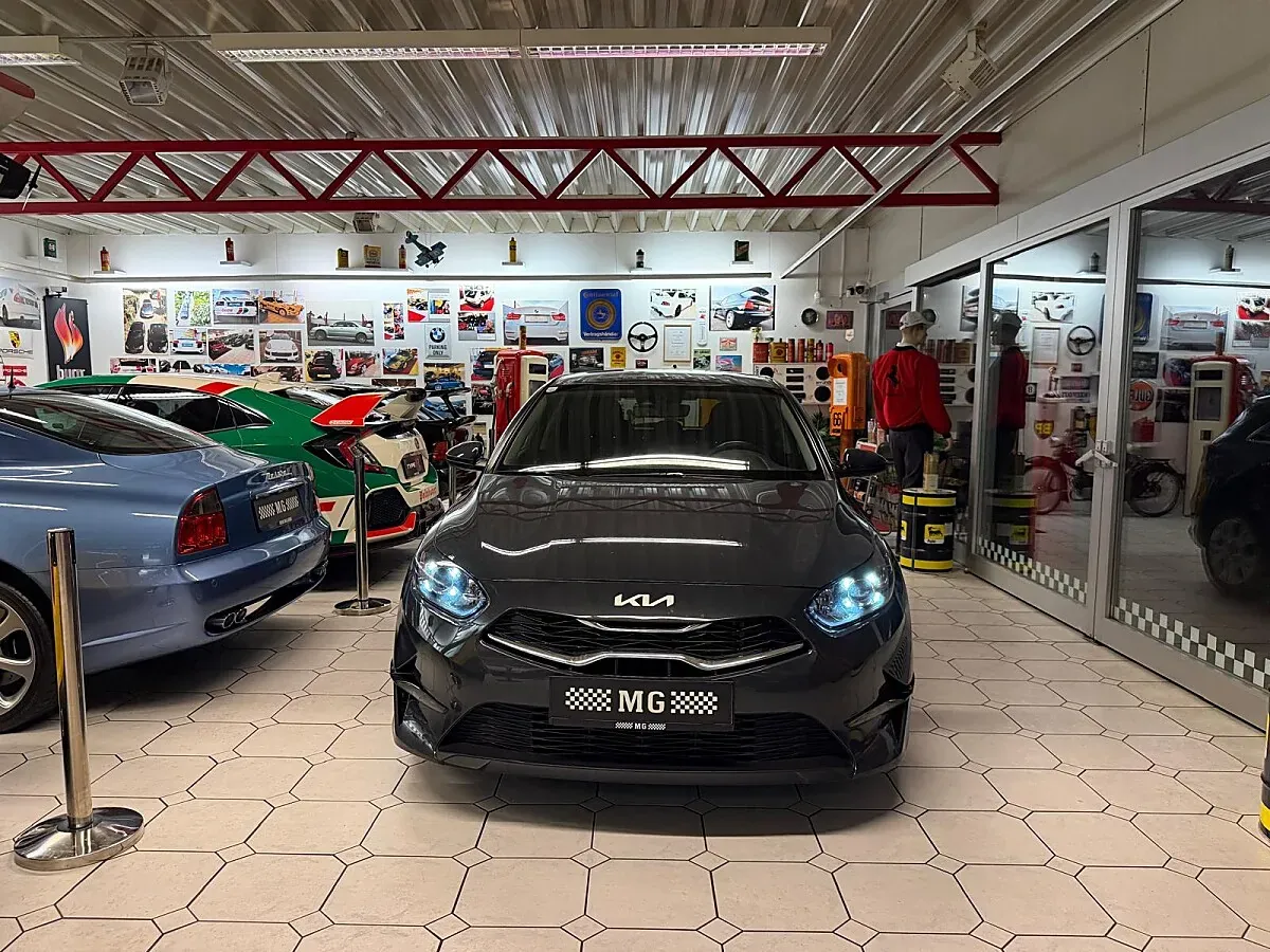 Kia Ceed 2023 photo 2