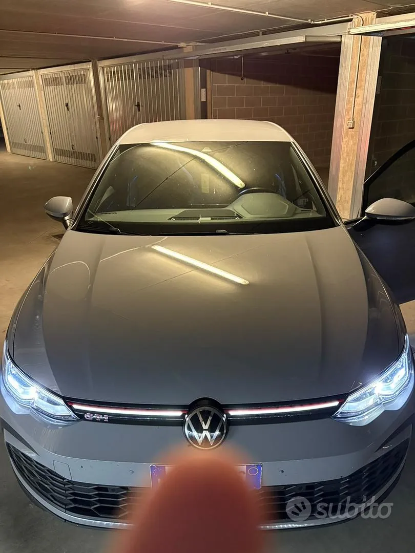 Volkswagen Golf Gti 2023 photo 2