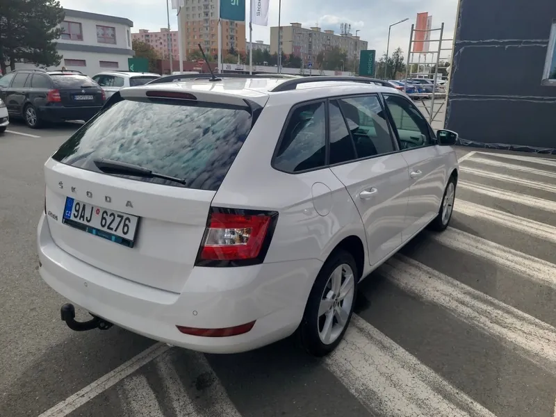 Skoda Fabia 2022 photo 4